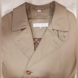 Perry Ellis Classic Tan Double-Breasted Men's Trench Coat.